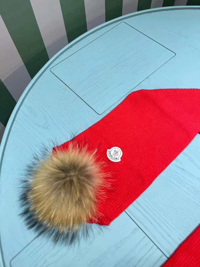 Moncler Children’s Set: seller detail photo 6