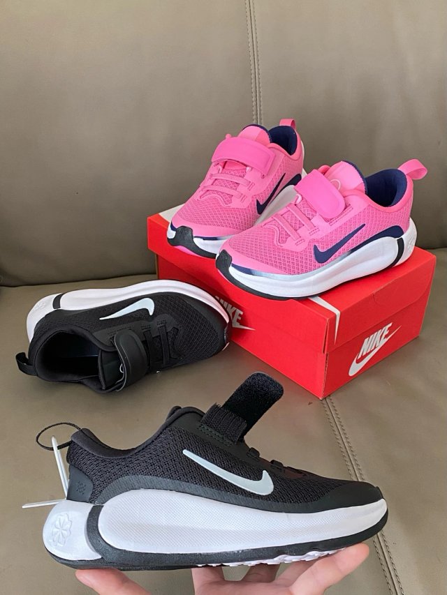 Nike children's Shoes: seller detail photo 11