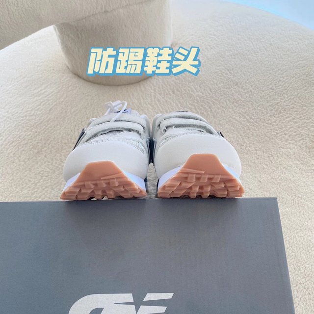 New Balance 574 children's Shoes: seller detail photo 7