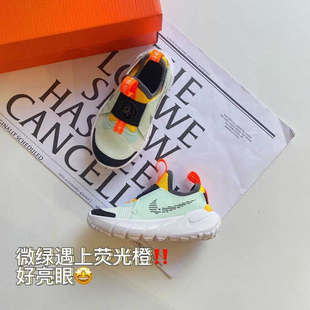 Nike FLEX RUNNER2 children's Shoes: seller detail photo 5
