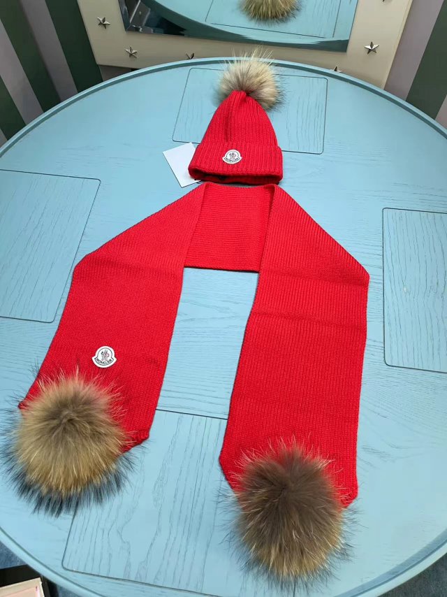 Moncler Children’s Set: seller detail photo 4