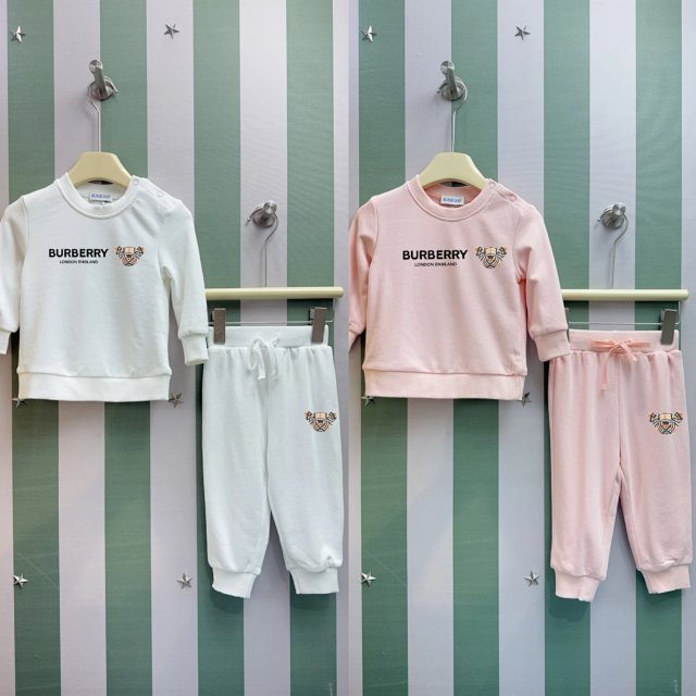 Burberry Children's Set: seller detail photo 1
