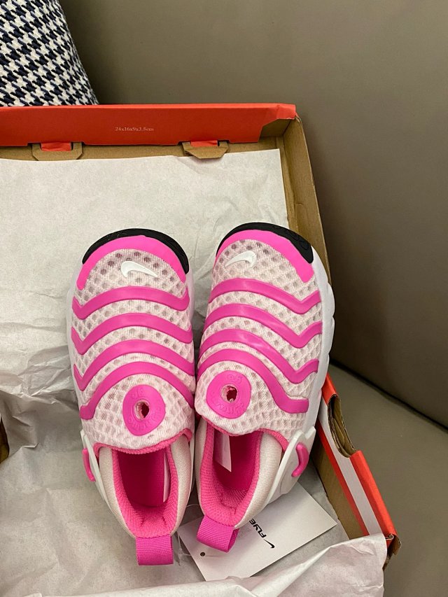 Nike children's Shoes: seller detail photo 4