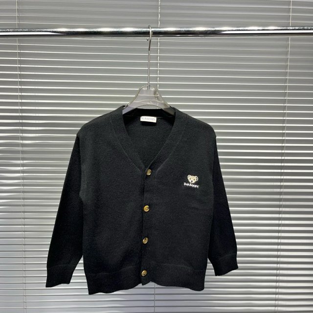 Burberry Children's Hoodie: seller detail photo 3