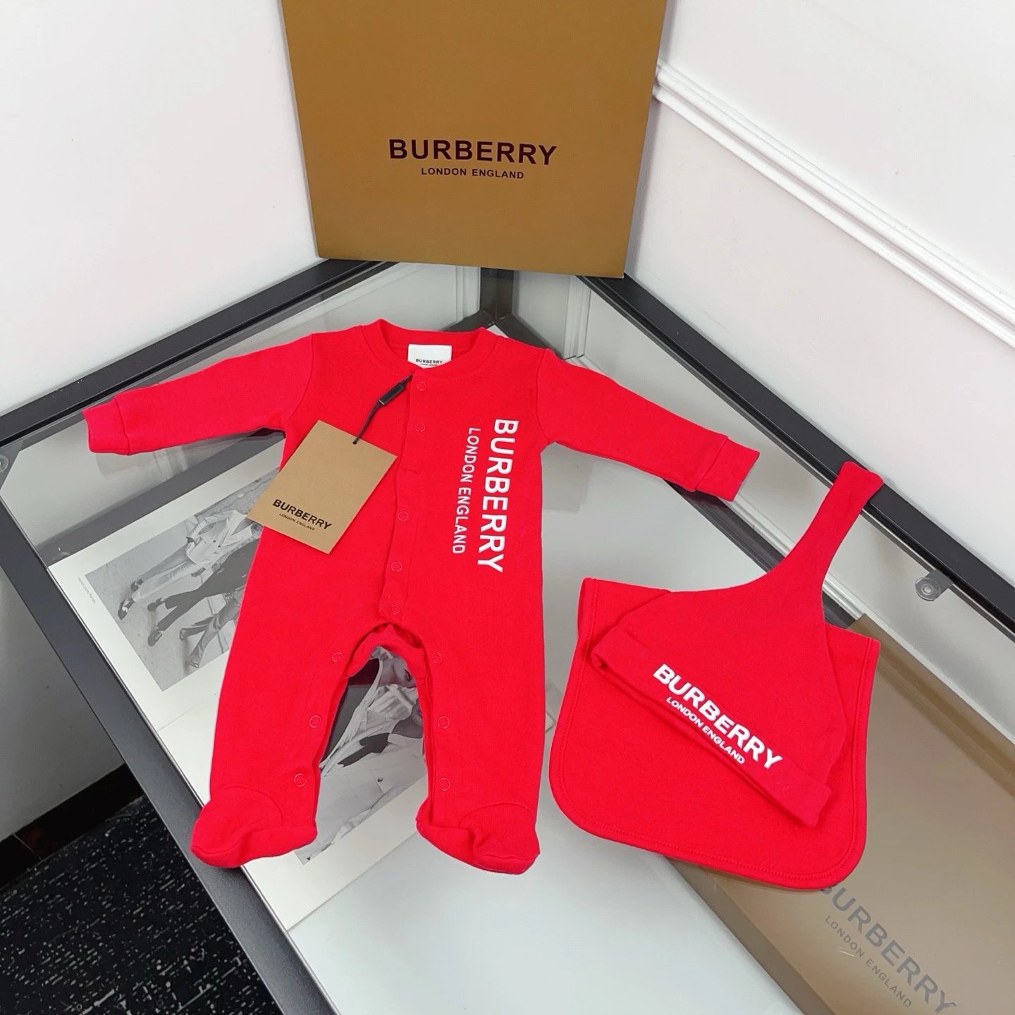 Kid Burberry Red Lon