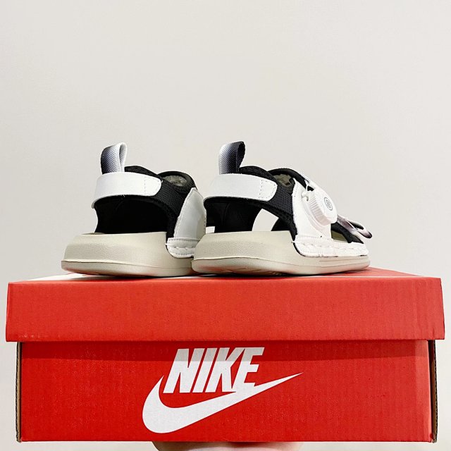 Nike children's Slippers Shoes: seller detail photo 4