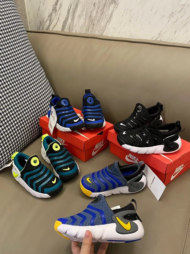 Nike children's Shoes: seller detail photo 3
