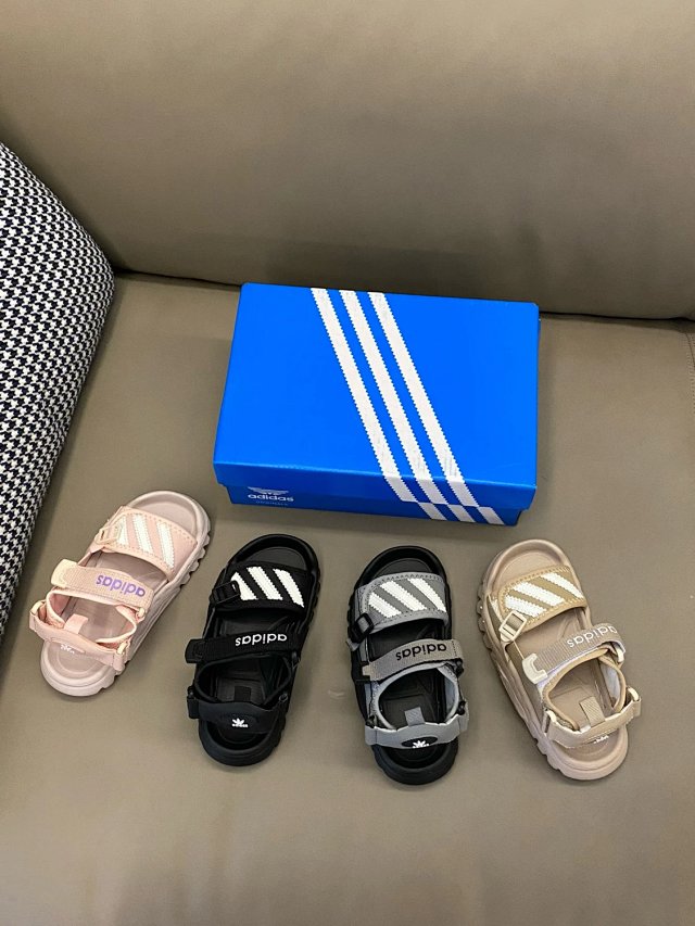 Adidas Children's Slippers Shoes: seller detail photo 7
