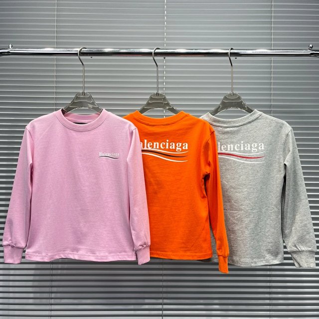 Balenciaga Children‘s Hoodie: seller detail photo 8