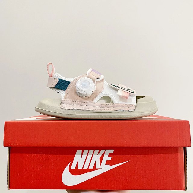 Nike children's Slippers Shoes: seller detail photo 11