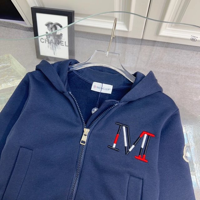 Moncler Children's Set: seller detail photo 8