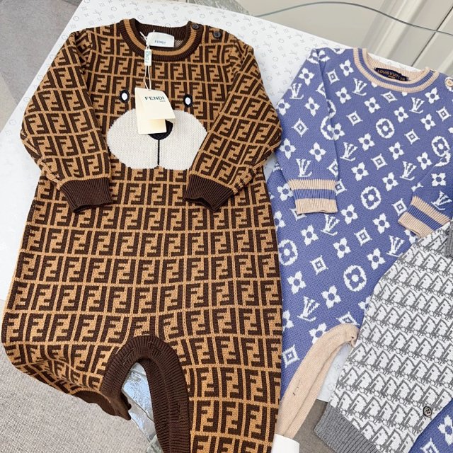 Dior Children's Jumpsuit: seller detail photo 7