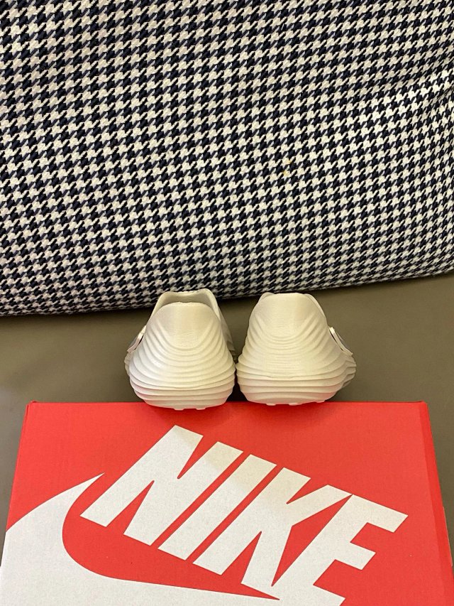 Nike Children‘s Slippers Shoes: seller detail photo 11