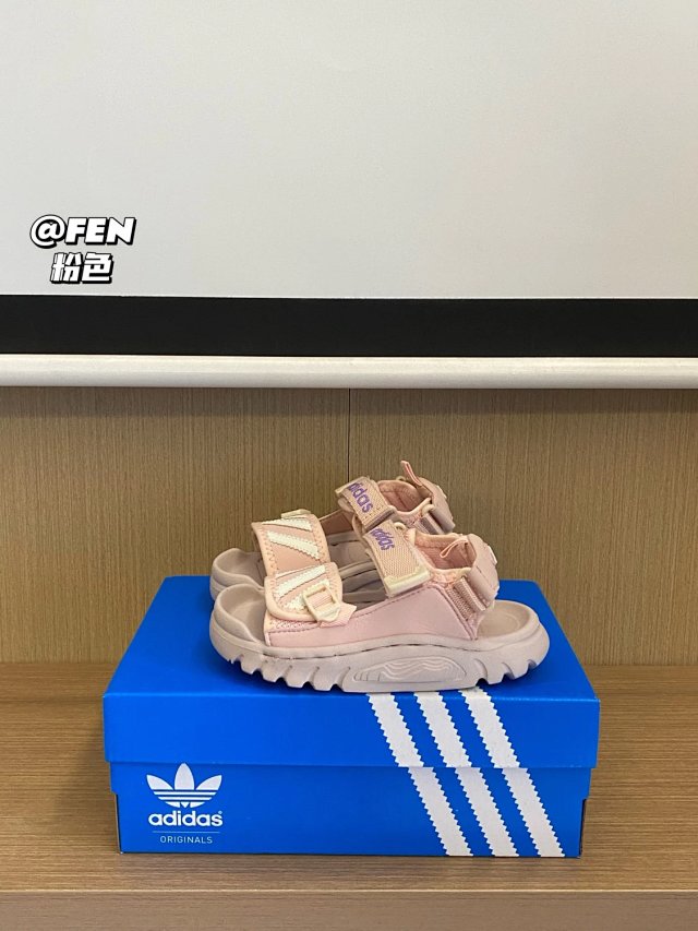 Adidas Children's Slippers Shoes: seller detail photo 13