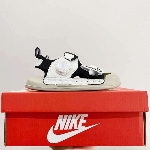 Nike children's Slippers Shoes: seller detail photo 2