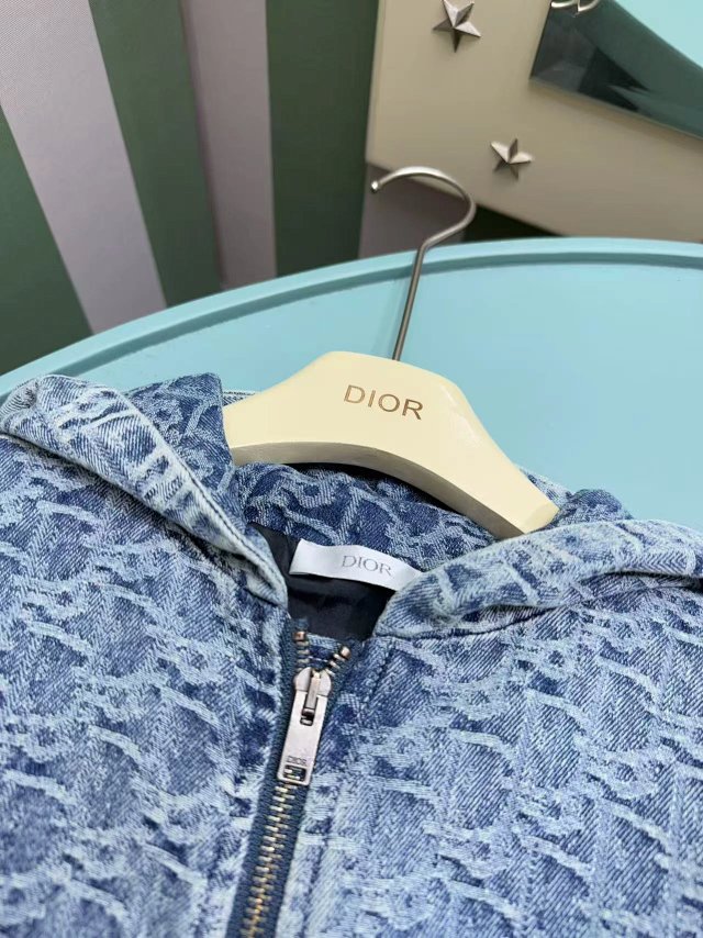 Dior Children's Set: seller detail photo 5