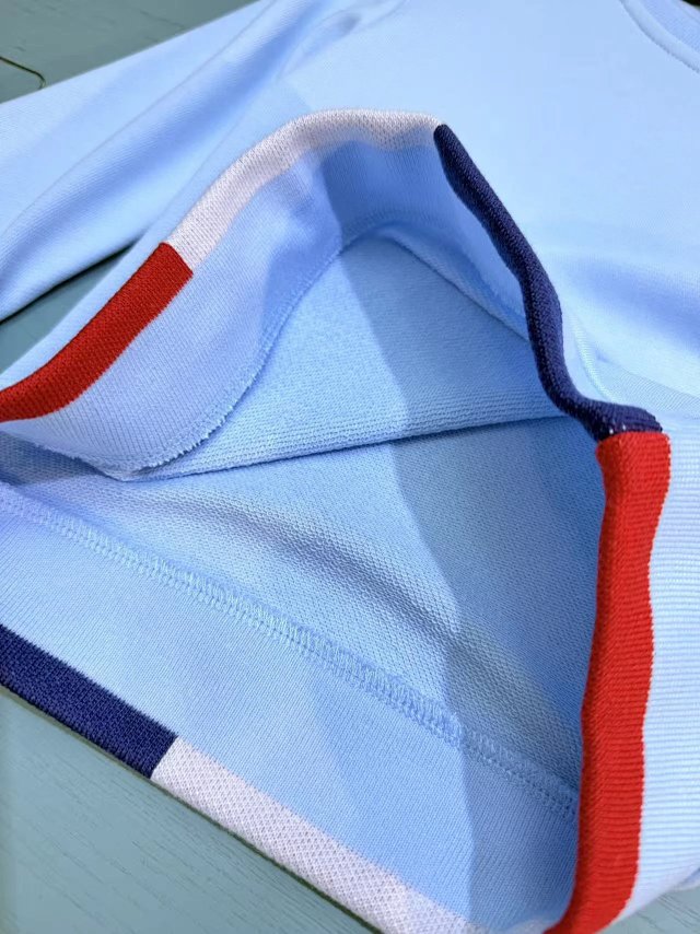 Moncler Children‘s Set: seller detail photo 9