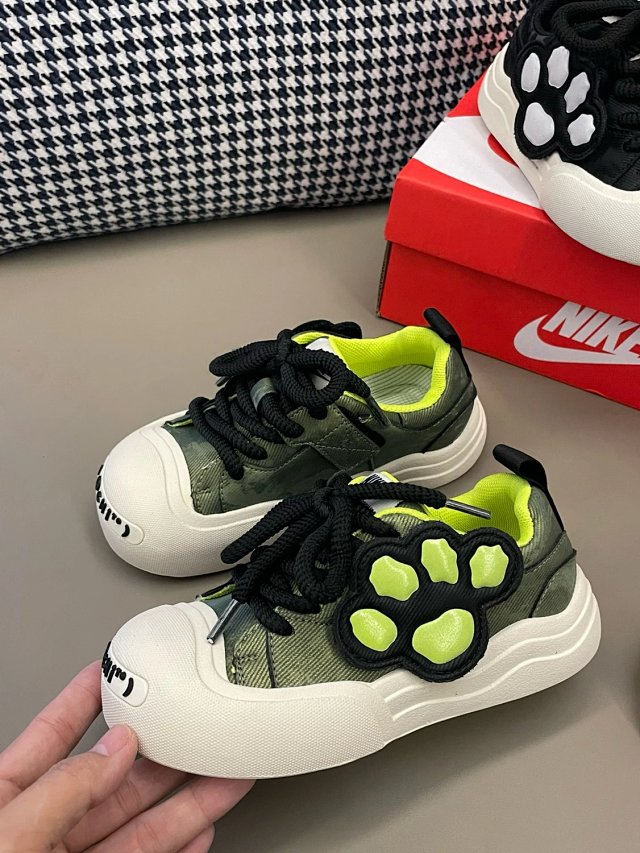 Nike children's Shoes: seller detail photo 3