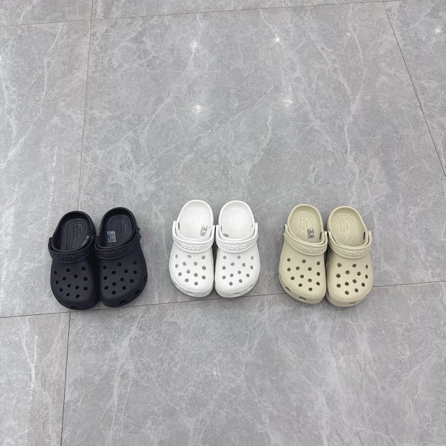 Crocs Children's Slippers Shoes: seller detail photo 2