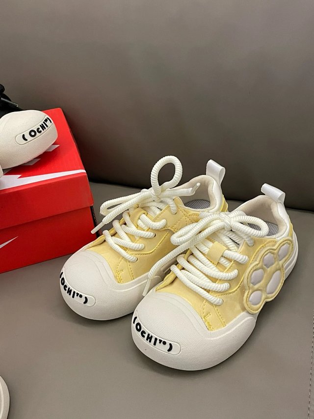 Nike children's Shoes: seller detail photo 4