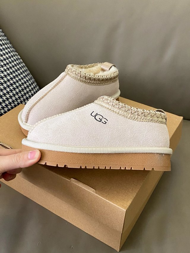 UGG Children's snow boots: seller detail photo 6