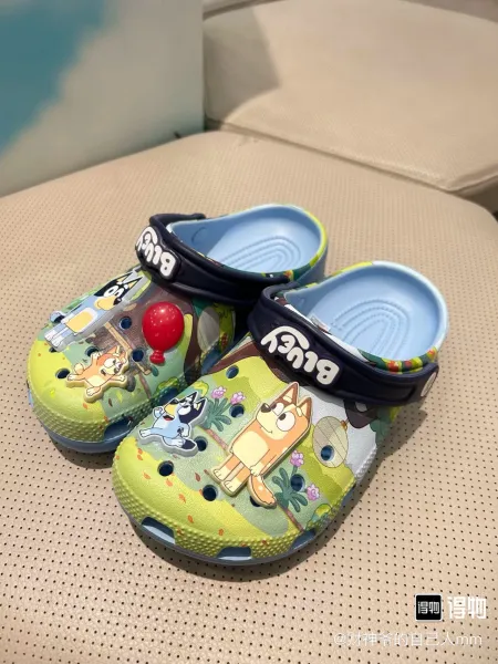 Crocs Kids Bluey Classic Clog Multicolor Sandals - 14
