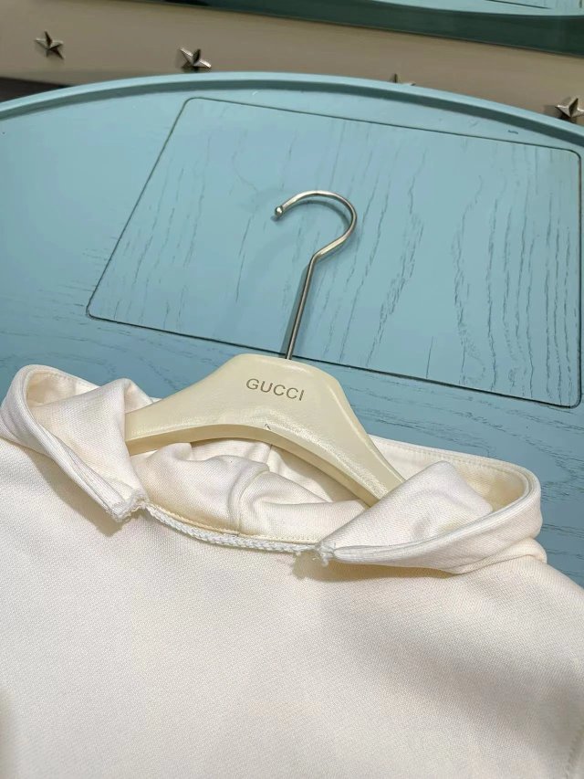 Gucci Children's Hoodie: seller detail photo 5