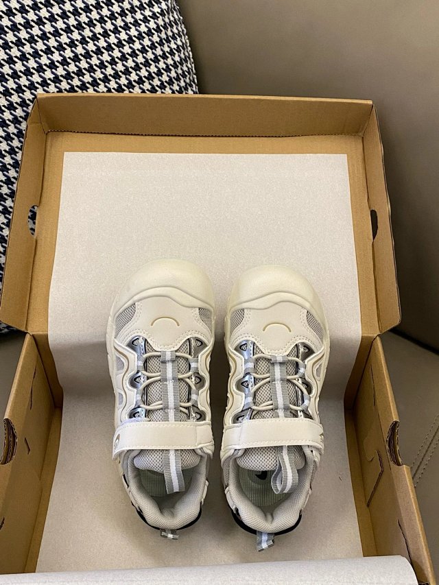 Nike children's Shoes: seller detail photo 3