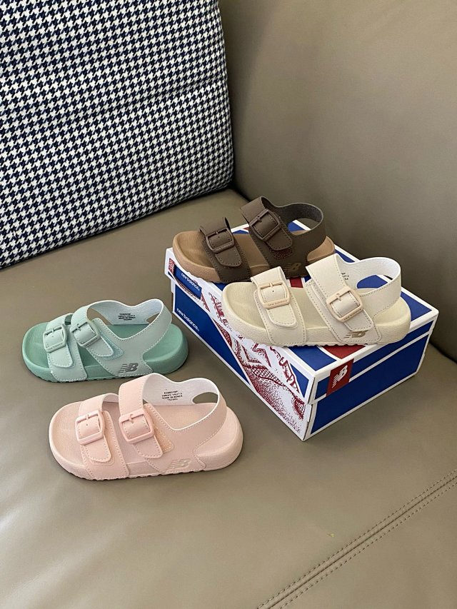 New Balance children's Slippers Shoes: seller detail photo 8