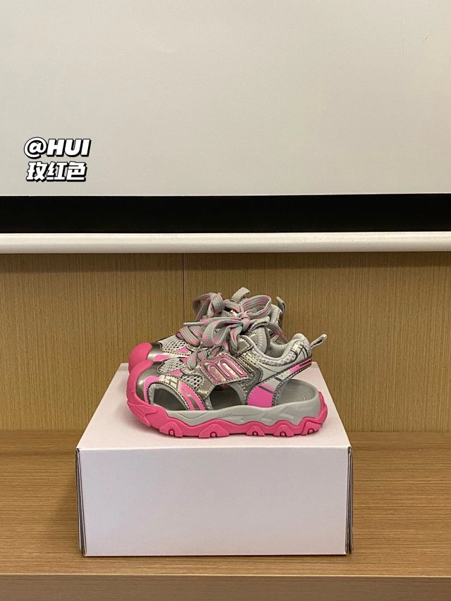 Balenciaga children's Slippers shoes: seller detail photo 13
