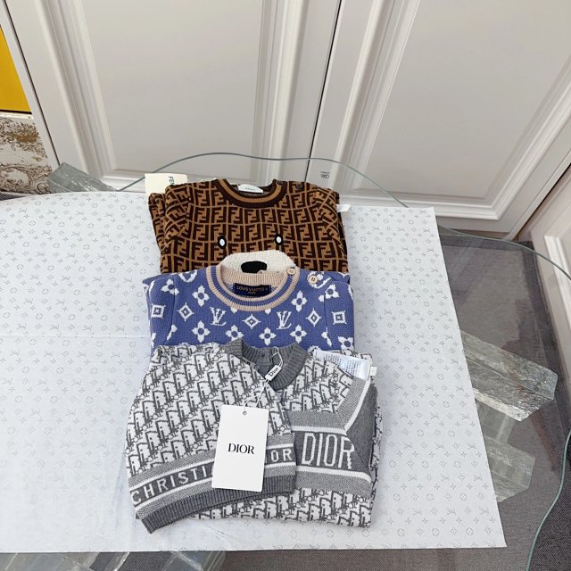 Dior Children's Jumpsuit: seller detail photo 9