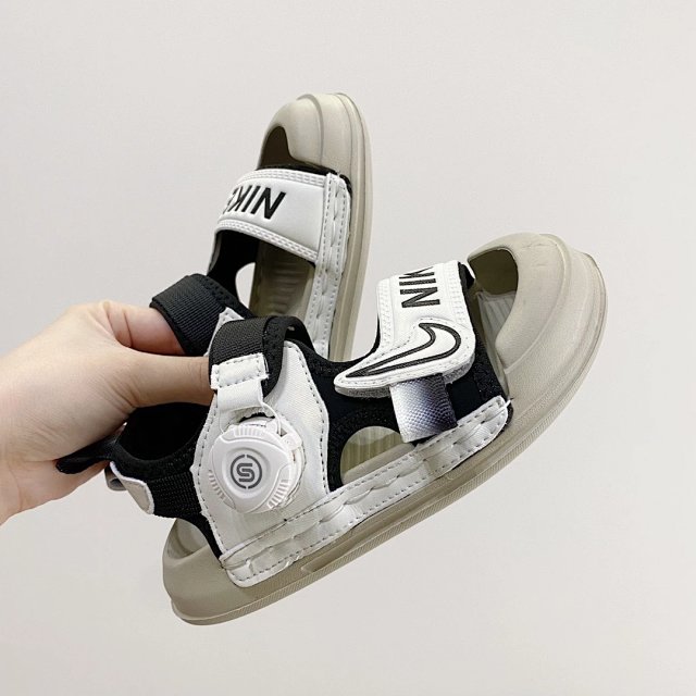 Nike children's Slippers Shoes: seller detail photo 5