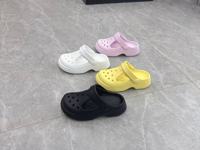 Crocs Children's Slippers Shoes: seller detail photo 6