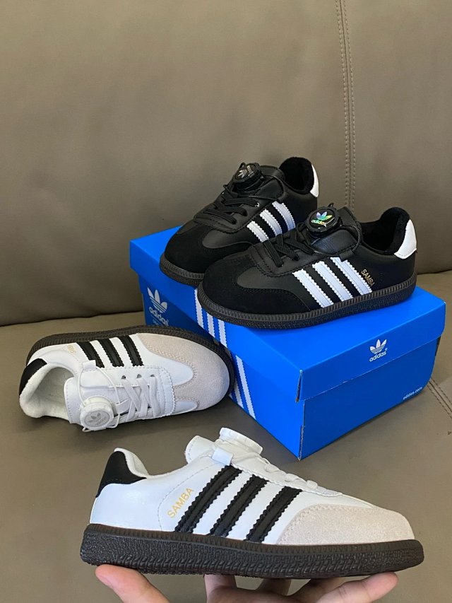 Adidas Children's Shoes: seller detail photo 7