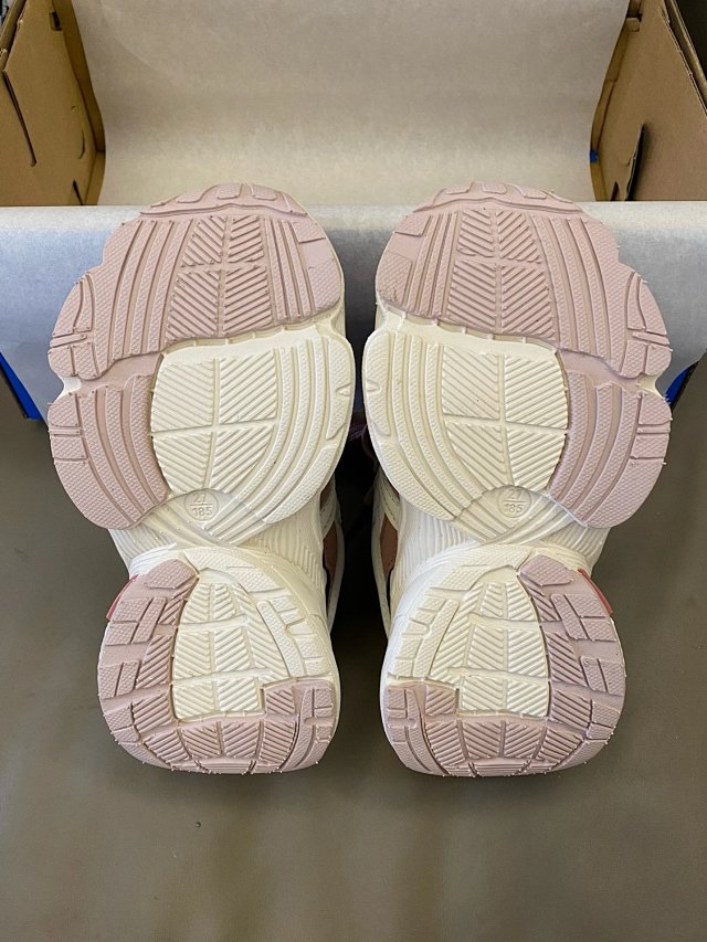 Adidas Children's Shoes: seller detail photo 10