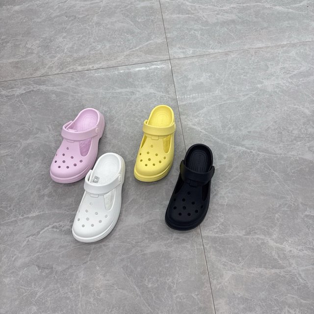 Crocs Children's Slippers Shoes: seller detail photo 5