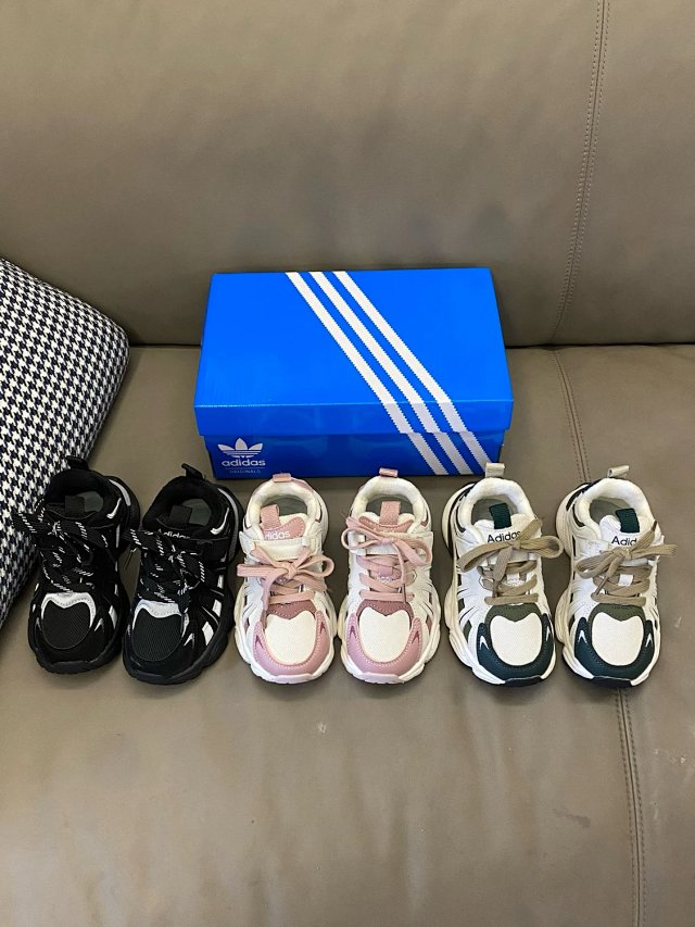 Adidas Children's Shoes: seller detail photo 6