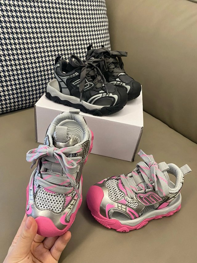 Balenciaga children's Slippers shoes: seller detail photo 4
