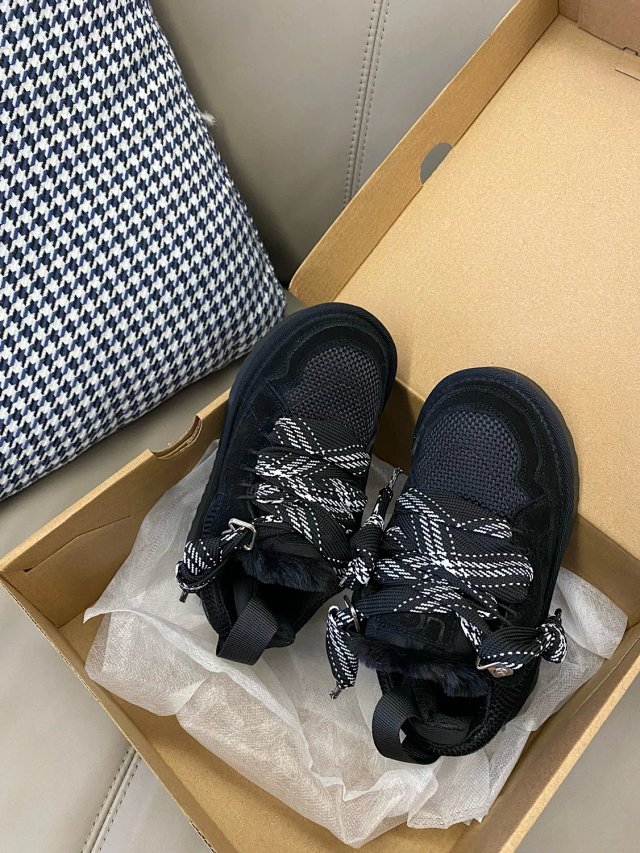 UGG Children's snow boots: seller detail photo 5