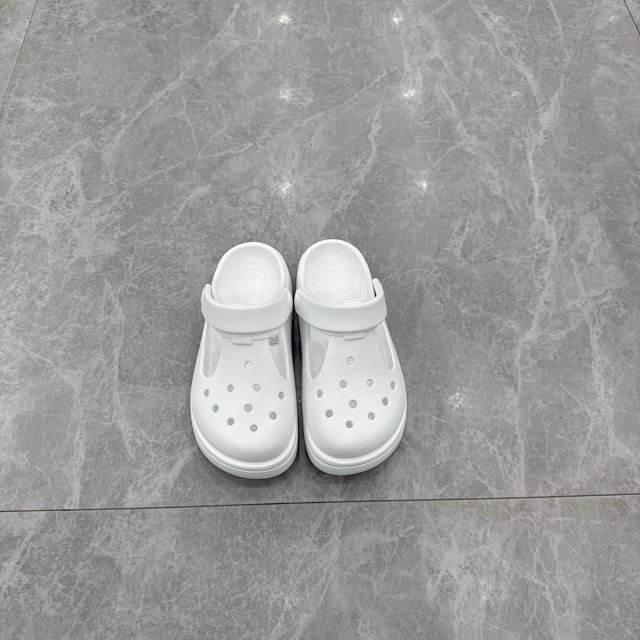Crocs Children's Slippers Shoes: seller detail photo 14