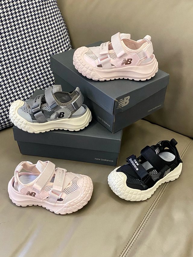 New Balance children's Slippers Shoes: seller detail photo 12