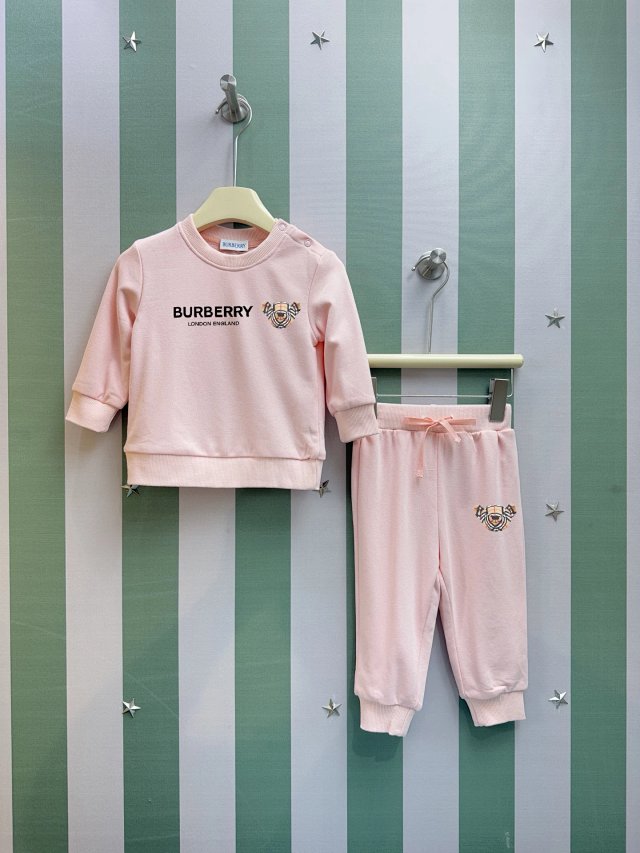 Burberry Children's Set: seller detail photo 2