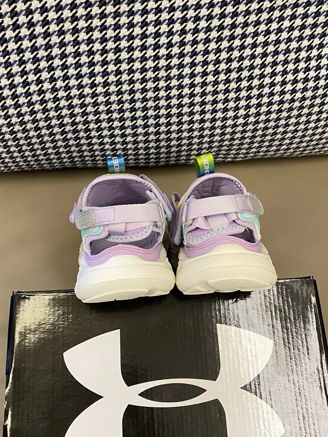 Under Armour Children's Shoes: seller detail photo 13