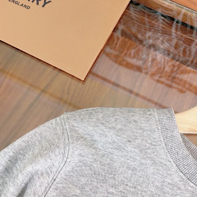 Burberry Children's Hoodie: seller detail photo 12
