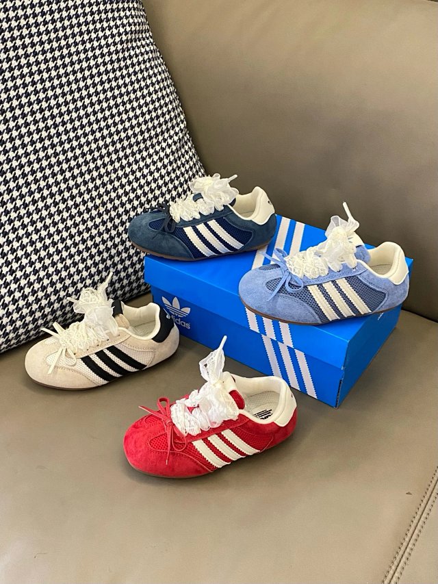 Adidas Children's Shoes: seller detail photo 12