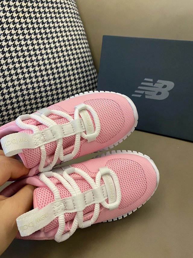 New Balance children's Shoes: seller detail photo 9