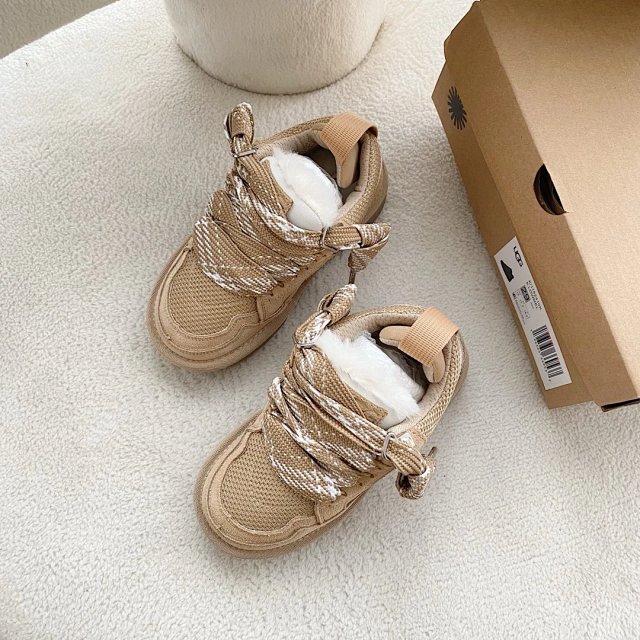 UGG Children's snow boots: seller detail photo 13