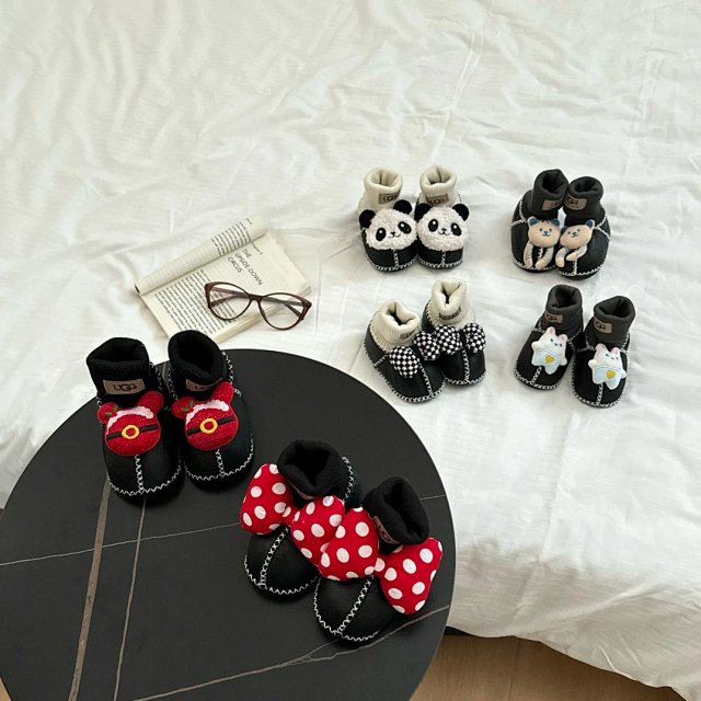 UGG Children's snow boots: seller detail photo 7