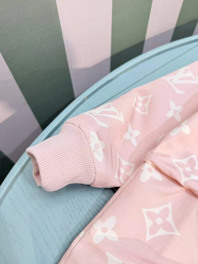 LV Louis Vuitton Children’s Set: seller detail photo 7