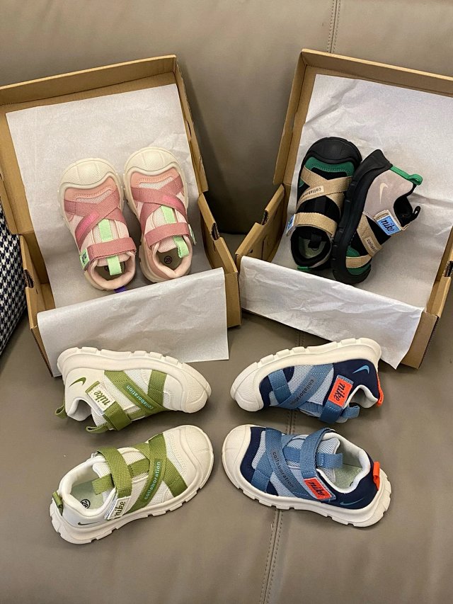 Nike children's Shoes: seller detail photo 3